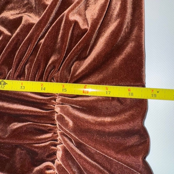 REVELRY Beck Velvet Dress RUST Full Length Party Portraits Wedding FALL sz 20 - Picture 9 of 10
